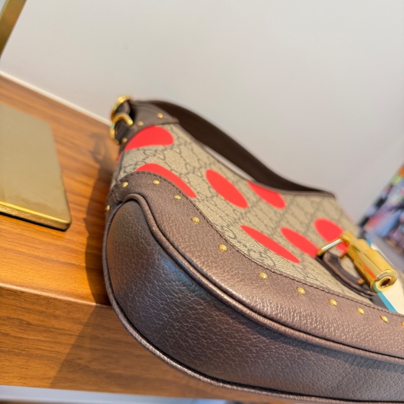 Gucci Jackie 1961 GG Supreme Shoulder Bag with 2 strap options - Picture 13 of 16